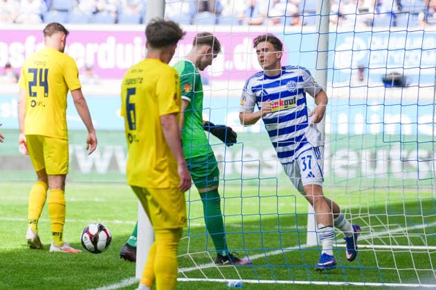 23 05 2026, xydrx, men, soccer, amateur final day, Niederrheinpokal final, SC St Tönis 11 20 MSV Duisburg, 2025 2026 season, Schauinsland Reisen Arena Goal celebration after the 1-0 goal for MSV Duisburg by scorer Patrick Sussek MSV Duisburg, 37 Copyright: HMBxMedia YannisxDreimann