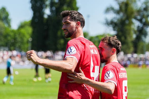 SBFV Rothaus Pokal, Bahlinger SC vs FC 08 Villingen, 23 05 2026 Goal celebration for 1 0 by Elvir Zukaj Bahlinger SC, 4 SBFV Rothaus Pokal, Bahlinger SC vs FC 08 Villingen, Karl Heitz Stadion Offenburg, 23 05 2026 Copyright: xBEAUTIFULxSPORTS Boscox