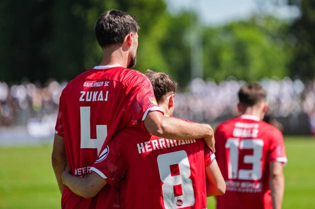 SBFV Rothaus Pokal, Bahlinger SC vs FC 08 Villingen, 23 05 2026 Goal celebration for 1 0 by Elvir Zukaj Bahlinger SC, 4 SBFV Rothaus Pokal, Bahlinger SC vs FC 08 Villingen, Karl Heitz Stadion Offenburg, 23 05 2026 Copyright: xBEAUTIFULxSPORTS Boscox
