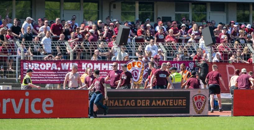 Soccer, Men, Season 2025 2026, Final COSY WASCH Landespokal Berlin, VSG Altglienicke BFC Dynamo, some BFC fans tried to storm the pitch after the final whistle, 23 05 2026, Copyright: xMatthiasxKochx