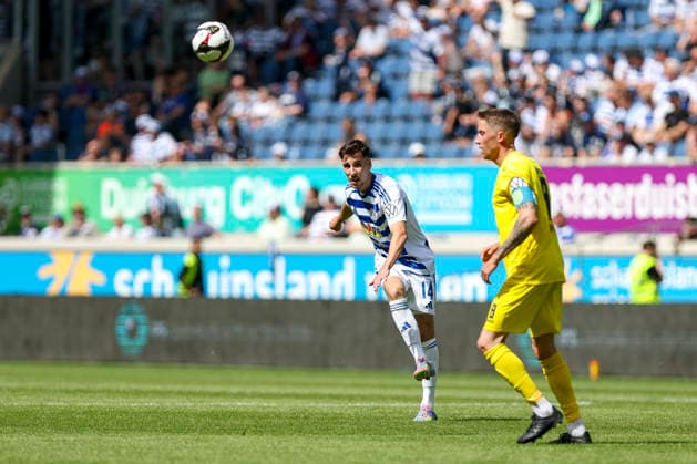 23 05 2026, GER, Football, Men, Niederrheinpokal Final, Season 2025 2026, SC St Tönis MSV Duisburg Conor Noß MSV Duisburg in action on the ball, single action Duisburg schauinsland reisen Arena Nordrhein Westfalen Germany Copyright: xAdrianxSchlüterx
