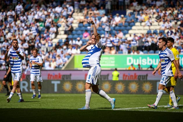 23 05 2026, GER, football, men, Niederrheinpokal final, season 2025 2026, SC St Tönis MSV Duisburg Aljaz Casar MSV Duisburg goal celebration, cheers after his goal for 0 2 Duisburg schauinsland reisen Arena Nordrhein Westfalen Germany Copyright: xAdrianxSchlüterx