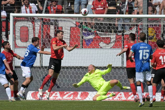 Arbnor Nuraj SG Sonnenhof Grossaspach, 25 in duel with Mario Borac SV Stuttgarter Kickers, 36 SV Stuttgarter Kickers vs SG Sonnenhof Grossaspach, Football, Men, DB Regio wfv Cup Final, Season 2025 2026, 23 05 2026 SV Stuttgarter Kickers vs SG Sonnenhof Grossaspach, Football, Men, DB Regio wfv Cup Final, Season 2025 2026, 23 05 2026 Stuttgart Copyright: xEibner-Pressefoto TobiasxBaurx EP_TBR