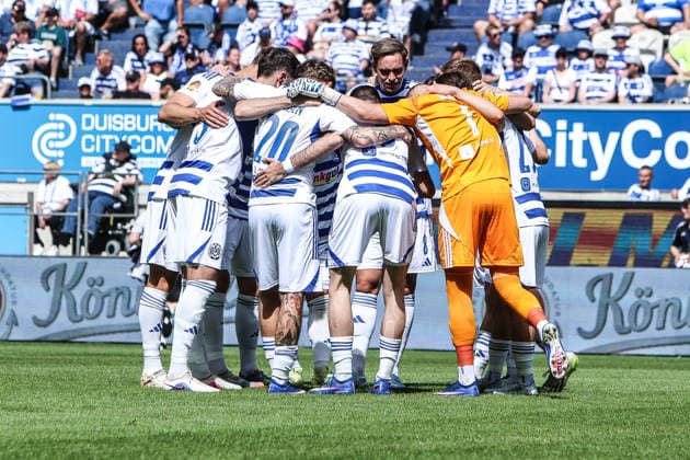 sports, soccer, FVN Niederrheinpokal season 2025 2026 final SC St Tönos 11 20 vs MSV Duisburg 16 05 2026, schauinsland reisen arena team circle MSV Duisburg Duisburg schauinsland reisen arena Nordrhein Westfalen Germany