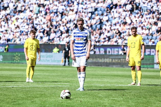 sports, soccer, FVN Niederrheinpokal season 2025 2026 final SC St Tönos 11 20 vs MSV Duisburg 16 05 2026, schauinsland reisen arena Aljaz Casar MSV Duisburg, 8 penalties Duisburg schauinsland reisen arena Nordrhein Westfalen Germany