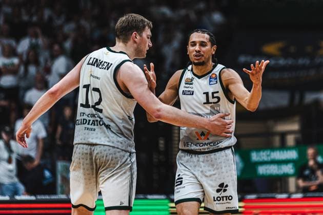 Jordan Roland Gladiators Trier with Marten Linssen Gladiators Trier , Vet Concept Gladiators Trier vs FC Bayern Muenchen Basketball, Basketball, easyCredit BBL, Playoffs, Quarterfinals, Game 3, Season 2025 2026, 23 05 2026 Vet Concept Gladiators Trier vs FC Bayern Muenchen Basketball, Basketball, easyCredit BBL, Playoffs, Quarterfinals, Game 3, Season 2025 2026, 23 05 2026 Copyright: xEibner-Pressefoto AlexanderxNeisx EP_ANS
