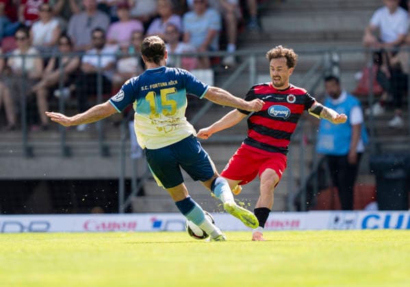 duel between David Kamm Al Azzawe Fortuna Koeln, 15 and Tobias Eisenhuth Viktoria Koeln, 6 SC Fortuna Köln vs Viktoria Köln 23 05 2026 Soccer, Bitburger Pokalfinale 2026, GER, Sportpark Höhenberg, Cologne Copyright: HMBxMedia xMarcoxBader