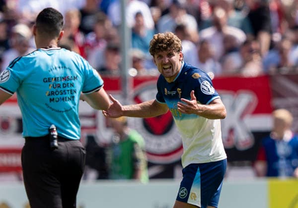 Enzo Wirtz Fortuna Koeln, 9 discussed towards Tarik Damar DFB referee SC Fortuna Köln vs Viktoria Köln 23 05 2026 Soccer, Bitburger Pokalfinale 2026, GER, Sportpark Höhenberg, Cologne Copyright: HMBxMedia xMarcoxBader