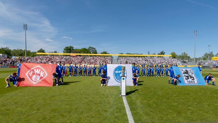 f l n r in the final of the Bavarian Toto Cup between FC Würzburger Kickers and TSV 1860 Munich at Stadion am Dallenberg, Würzburg, Germany, on May 23, 2026 Copyright: HMBxMedia xHeikoxBecker