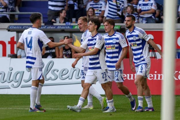 23 05 2026, GER, football, men, Niederrheinpokal final, season 2025 2026, SC St Tönis MSV Duisburg Jan Simon Symalla MSV Duisburg goal celebration, cheers after his goal for 0 4 Duisburg schauinsland reisen Arena Nordrhein Westfalen Germany Copyright: xAdrianxSchlüterx