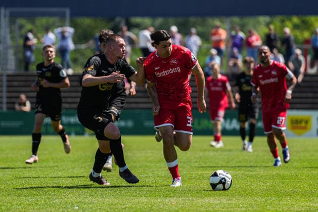 SBFV Rothaus Pokal, Bahlinger SC vs FC 08 Villingen, 23 05 2026 duel between Marco Rienhardt Bahlinger SC, 33 and Jonas Busam FC 08 Villingen, 5 SBFV Rothaus Pokal, Bahlinger SC vs FC 08 Villingen, Karl Heitz Stadion Offenburg, 23 05 2026 Copyright: xBEAUTIFULxSPORTS Boscox