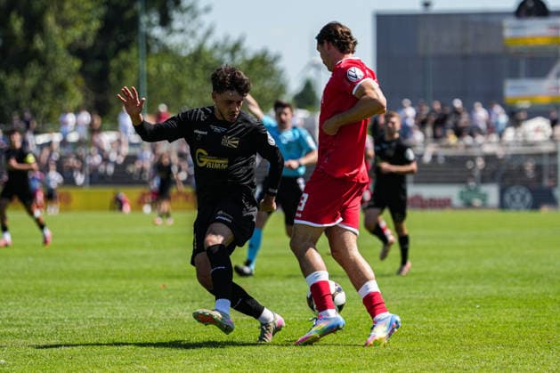 SBFV Rothaus Pokal, Bahlinger SC vs FC 08 Villingen, 23 05 2026 duel between Christian Derflinger FC 08 Villingen, 7 and Marco Rienhardt Bahlinger SC, 33 SBFV Rothaus Pokal, Bahlinger SC vs FC 08 Villingen, Karl Heitz Stadion Offenburg, 23 05 2026 Copyright: xBEAUTIFULxSPORTS Boscox