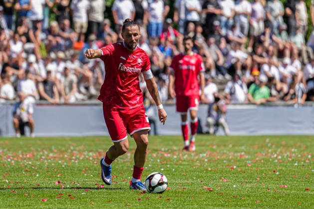 SBFV Rothaus Pokal, Bahlinger SC vs FC 08 Villingen, 23 05 2026 Hasan PepiÄ‡ Bahlinger SC, 27 on the ball SBFV Rothaus Pokal, Bahlinger SC vs FC 08 Villingen, Karl Heitz Stadion Offenburg, 23 05 2026 Copyright: xBEAUTIFULxSPORTS Boscox