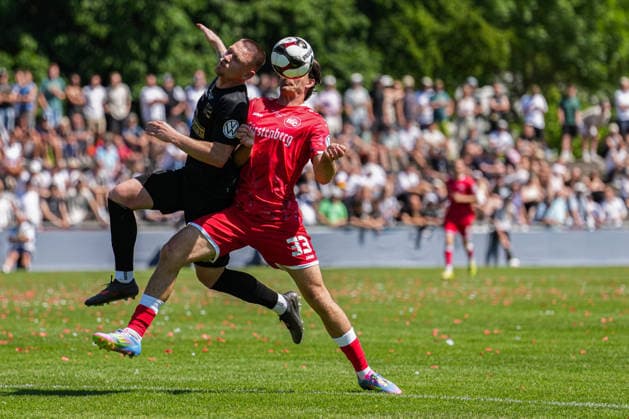 SBFV Rothaus Pokal, Bahlinger SC vs FC 08 Villingen, 23 05 2026 duel between Georgios Pintidis FC 08 Villingen, 6 and Marco Rienhardt Bahlinger SC, 33 SBFV Rothaus Pokal, Bahlinger SC vs FC 08 Villingen, Karl Heitz Stadion Offenburg, 23 05 2026 Copyright: xBEAUTIFULxSPORTS Boscox