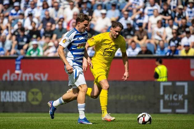 Lower Rhine Cup Final MSV Duisburg SC St Tönis FOR EDITORIAL PURPOSES ONLY p Soccer Lower Rhine Cup Final MSV Duisburg SC St Tönis on 23 05 26 in the Schauinsland Reisen Arena in Duisburg Patrick Sussek Duisburg Duisburg Copyright JakobxKlos Copyright: JakobxKlos doc85yzx8asejqsgtrajr0 ,EDITORIAL USE ONLY Copyright: JakobxKlos