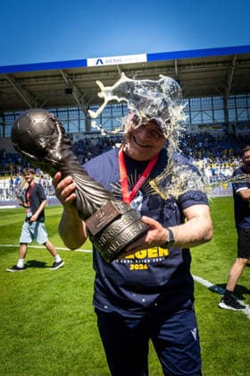 Jena , 230526, Final Soccer Thuringia Cup , FC Carl Zeiss Jena against ZFC Meuselwitz in the picture coach Volkan Uluc Jena with cup