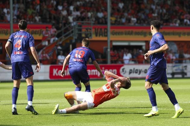 Sport Bilder des Tages VOLENDAM - Dave Kwakman of FC Volendam during the promotion relegation play-off final match between FC Volendam and Willem II at the Kras Stadium on May 23, 2026 in Volendam, the Netherlands. SONNY LENSEN ANP Play-offs Promotion Relegation - FINAL 2025-2026 xVIxANPxSportx xxANPxIVx 559137622 originalFilename: 559137622.jpg