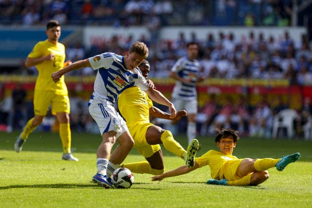 23 05 2026, GER, Football, Men, Niederrheinpokal Final, Season 2025 2026, SC St Tönis MSV Duisburg Patrick Sussek MSV Duisburg , Eghosa Aaron Ogbeide St Tönis and Kohei Nakano St Tönis fighting for the ball Duisburg schauinsland reisen Arena Nordrhein Westfalen Germany Copyright: xAdrianxSchlüterx
