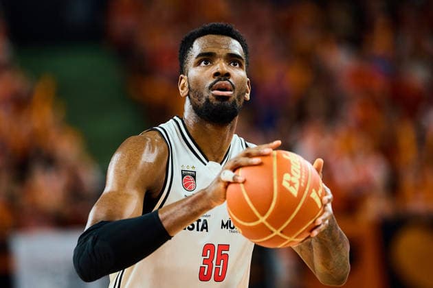 Portrait, Portraet, free throw by Ejior Onu BMA365 Bamberg Baskets, 35 at free throw GER, ratiopharm ulm vs Bamberg Baskets, Basketball, Playoffs, Quarterfinals, 3 Game, EasyCredit BBL, Season 2025 2026, 23 05 2026 GER, ratiopharm ulm vs Bamberg Baskets, Basketball, Playoffs, Quarterfinals, 3 Game, EasyCredit BBL, Season 2025 2026, 23 05 2026 New Ulm Copyright: xEibner-Pressefoto GeraldxOelze-dexStoppanyx EP_ODS
