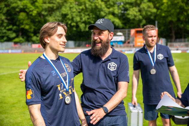 SV Pastow talent Tim Fürstenau li with coach Christopher Kaminski GER, football, national cup, Lüpzer Pils Cup, final, SV Pastow FC Hansa Rostock