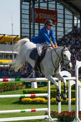 214 Aaron Vale on Gray s Inn (USA) during the TSCHIO 2026 (CHIO 2026) - 2nd Qualifier Rolex Grand Prix - CSI5* - Jumping competition with jump-off at the Allianz Park in Aachen, Germany  Copyright: xMartinxPitschx xSPPx Sportspressphoto_152438
