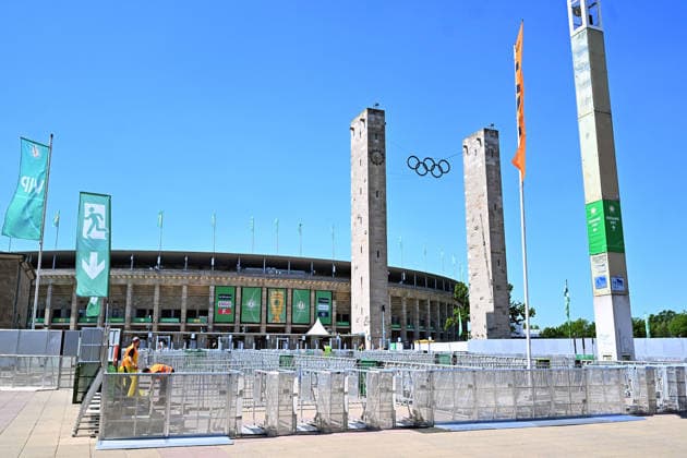 23 05 2026, xsltx, Football DFB Cup Final, FC Bayern Munich VfB Stuttgart v l Exterior View Stadium Olympiastadion DFL DFB REGULATIONS PROHIBIT ANY USE OF PHOTOGRAPHS as IMAGE SEQUENCES and or QUASI VIDEO Berlin
