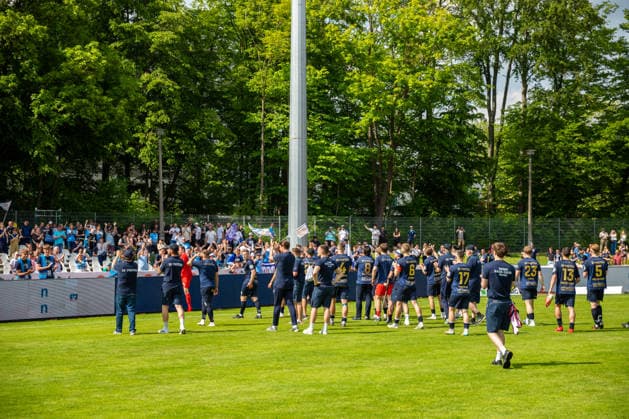 SV Pastow players thank their fans GER, Football, State Cup, Lüpzer Pils Cup, Final, SV Pastow FC Hansa Rostock