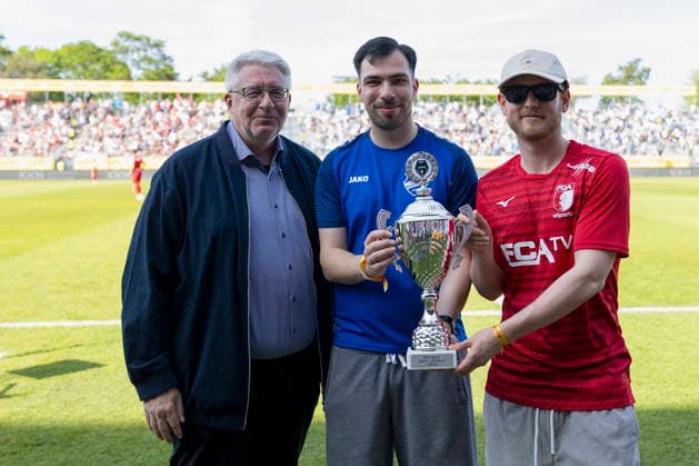 v l n r e Cup Winner in the final of the Bavarian Toto Cup between FC Würzburger Kickers and TSV 1860 Munich at Stadion am Dallenberg, Würzburg, Germany, on May 23, 2026 Copyright: HMBxMedia xHeikoxBecker