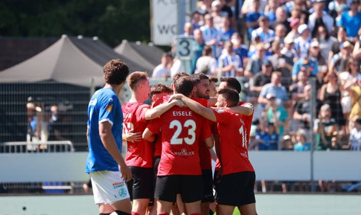 23 05 26 wfv Pokal Final 2026 Stuttgarter Kickers SG Sonnenhof Großaspach Germany, Stuttgart, 23 05 2026, Football, Season 2025 2026, Final day of the amateurs, DB Regio wfv Pokal Final 2026, Stuttgarter Kickers SG Sonnenhof Großaspach Michael Kleinschrodt SG Sonnenhof Großaspach Cheering Goal 0 1 Kleinschrodt