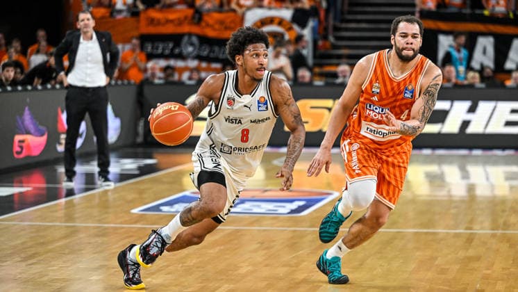 GER, BBL, Playoffs, ratiopharm Ulm vs BMA365 Bamberg Baskets 23 05 2026, ratiopharm arena, Neu Ulm, GER, BBL, Playoffs, ratiopharm Ulm vs BMA365 Bamberg Baskets, in the picture Demarcus Marquette Demonia Bamberg, 8 , Christopher Ledlum Ulm, 4 nordphotoxGmbHx xHafner nph00200