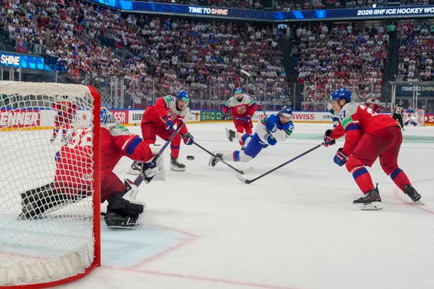 FRIBOURG, SWITZERLAND MAY 23 Kristian Pospisil of Slovakia C in action against goalkeeper Josef Korenar of Czechia during the 2026 IIHF Ice Hockey World Championship Switzerland game between Slovakia and Czechia at BCF Arena on May 23, 2026 in Fribourg, Fribourg Fribourg BCF Arena Fribourg Switzerland Copyright: xJustPictures.ch JarixPestelaccix jp-en-EuSpIm-JP6_JAR_Slovakia_Cyechia_23May2026_00085