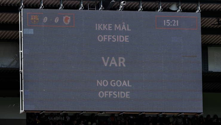 260523 Lyon are denied a goal after VAR review during the UEFA Women s Champions League final football match between Barcelona and Lyon on May 23, 2026 in Oslo Photo Vegard Grott BILDBYRAN kod VG VG0925 bbeng football fotball soccer champions league finale final final 2026 mesterligaen dam fcb barcelona lyon ol lyonnes genre var  Copyright: VEGARDxGRoTT BB260523VG024