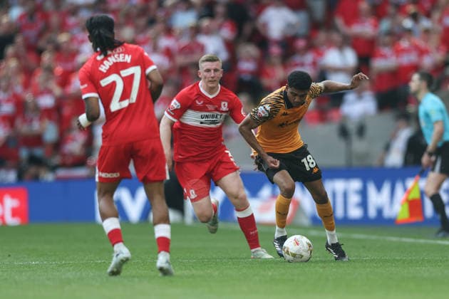 Hull City v Middlesbrough Sky Bet Championship Cody Drameh of Hull City holds the ball up from Matt Targett of Middlesbrough during the Sky Bet Championship Play-Off Final between Hull City and Middlesbrough at Wembley Stadium, London. 23 05 2026 UK Newspapers OUT Copyright: xFocusxImagesx FIL-23464-0471