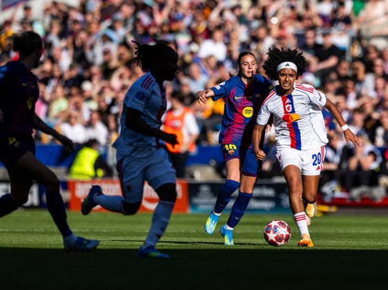 260523 Clara Serrajordi of Barcelona and Lily Yohannes of Lyon during the UEFA Women s Champions League final football match between Barcelona and Lyon on May 23, 2026 in Oslo Photo Vegard Grott BILDBYRAN kod VG VG0925 bbeng football fotball fotboll soccer champions league finale final final 2026 mesterligaen dam fcb barcelona lyon ol lyonnes  Copyright: VEGARDxGRoTT BB260523VG029