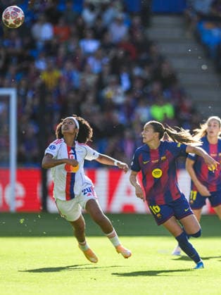 260523 Lily Yohannes of Lyon and Clara Serrajordi of Barcelona during the UEFA Women s Champions League final football match between Barcelona and Lyon on May 23, 2026 in Oslo Photo Jon Olav Nesvold BILDBYRAN COP 217 VG0925 bbeng football fotball fotboll soccer champions league finale final final 2026 mesterligaen dam fcb barcelona lyon ol lyonnes  Copyright: JONxOLAVxNESVOLD BB260523JE021