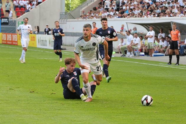 23 05 2026 xmgoodx Offenbach am Main, Stadion Bieberer Berg Hesse Cup Final 2026 SG Barockstadt Fulda Lehnerz v SV Wehen Wiesbaden Jordy Steven Gillekens SVWW v Moritz Dittmann Fulda