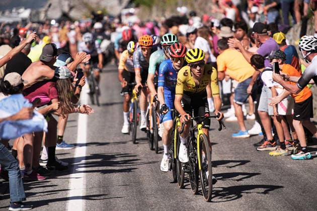 The pack rides cycles during Stage 14 of the Giro d™Italia, from Aosta to Pila, Italy, Saturday, May 23, 2026.  Copyright: xMarcoxAlpozzi LaPressex