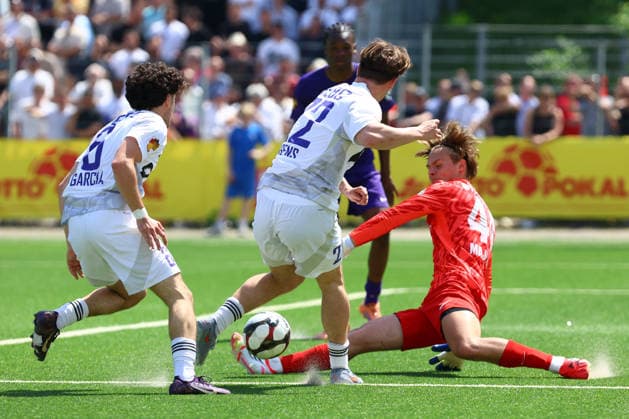 44 Sebastian Majewski SC Vorwärts Wacker Billstedt , 17 Robert Schick HEBC Fußball I Herren I Lotto Pokal I Saison 2025 2026 I Finale I SC Vorwärts Wacker04 Billstedt HEBC I 23 05 2026 I Stadion Hoheluft