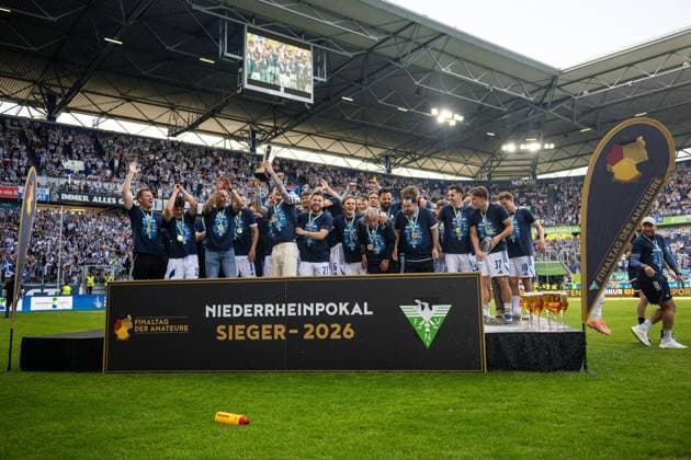 Lower Rhine Cup Final MSV Duisburg SC St Tönis FOR EDITORIAL PURPOSES ONLY p Football Lower Rhine Cup Final MSV Duisburg SC St Tönis on 23 05 26 in the Schauinsland Reisen Arena in Duisburg Lower Rhine Cup Winner MSV Duisburg Duisburg Copyright JakobxKlos Copyright: JakobxKlos doc85z1o4lin8h11i0h0ea9 ,EDITORIAL USE ONLY Copyright: JakobxKlos