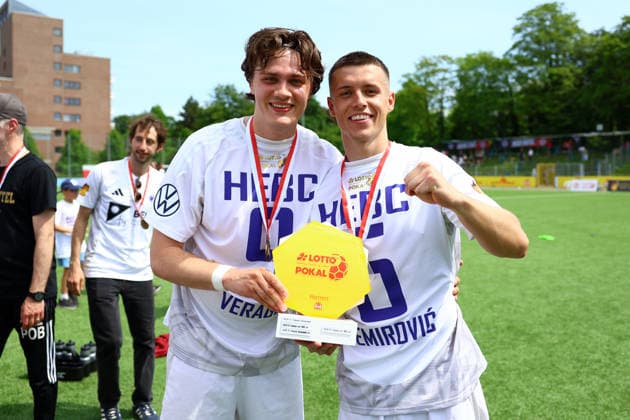 9 Luca Verago HEBC and 5 Semir Demirovic HEBC celebrate with the Hamburg Lotto Cup Football I Mens I Lotto Cup I Season 2025 2026 I Final I SC Vorwärts Wacker04 Billstedt HEBC I 23 05 2026 I Stadion Hoheluft