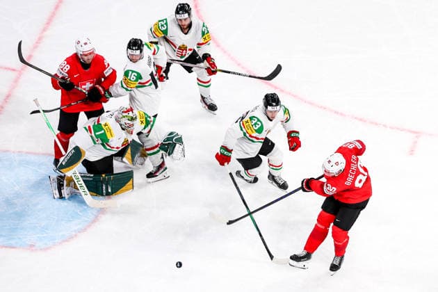 Ice hockey, Eishockey - IIHF WC 2026 ZURICH,SWITZERLAND,23.MAY.26 - ICE HOCKEY - IIHF Ice Hockey World Championship, WM, Weltmeisterschaft 2026, group stage, Switzerland vs Hungary. Image shows Christoph Bertschy (SUI), Bence Balizs (HUN), Janos Hari (HUN), Zeteny Hadobas (HUN), Milan Horvath (HUN) and Nicolas Baechler (SUI).  GEPAxpictures xMaticxKlansek