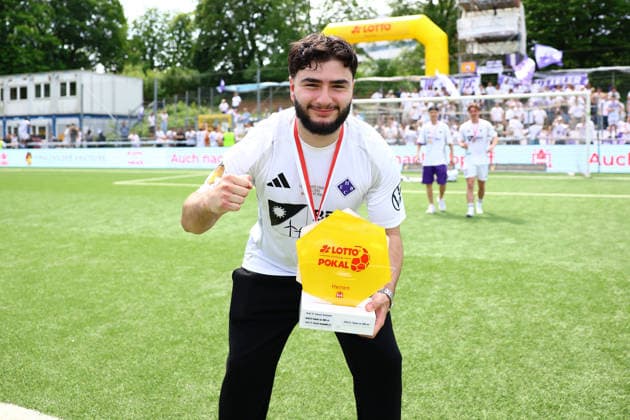 33 Muhammet Ali Aktürk HEBC celebrates with the Hamburg Lotto Cup Football I Men I Lotto Cup I Season 2025 2026 I Final I SC Vorwärts Wacker04 Billstedt HEBC I 23 05 2026 I Stadion Hoheluft
