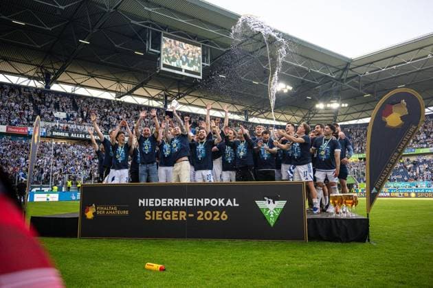 Lower Rhine Cup Final MSV Duisburg SC St Tönis FOR EDITORIAL PURPOSES ONLY p Soccer Lower Rhine Cup Final MSV Duisburg SC St Tönis on 23 05 26 at the Schauinsland Reisen Arena in Duisburg Lower Rhine Cup Winner MSV Duisburg Duisburg Copyright JakobxKlos Copyright: JakobxKlos doc85z1qwx2jc2u68h5jsb ,EDITORIAL USE ONLY Copyright: JakobxKlos