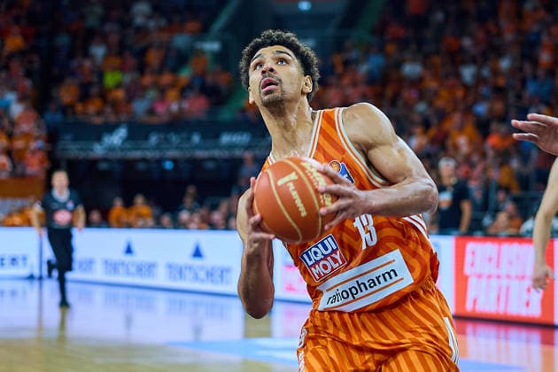 Mark Smith ratiopharm ulm, 13 GER, ratiopharm ulm vs Bamberg Baskets, basketball, playoffs, quarterfinals, 3 match, EasyCredit BBL, 2025 2026 season, 23 05 2026 GER, ratiopharm ulm vs Bamberg Baskets, basketball, playoffs, quarterfinals, 3 match, EasyCredit BBL, 2025 2026 season, 23 05 2026 New Ulm Copyright: xEibner-Pressefoto GeraldxOelze-dexStoppanyx EP_ODS