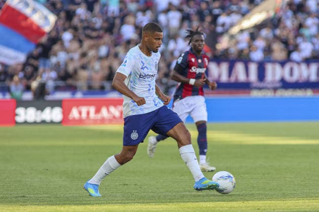 IPA85003447 - Andy Diouf of Inter FC play the ball during Bologna FC vs FC Inter, 38th Serie A Enilive 2025-26 game at Renato dall Ara stadium in Bologna (BO), Italy, on May 23, 2026.  Copyright: xDavidexCasentini IPAxSportx xx 85003447