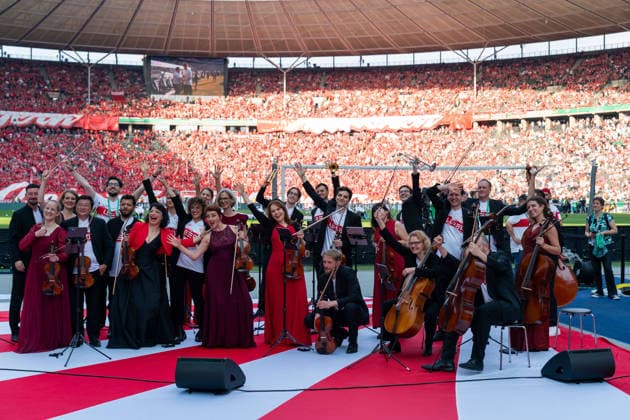 Stuttgarter Kammerorchester, Klassik trifft Kurve, GER, FC Bayern Muenchen vs VfB Stuttgart, Football, Men, DFB Pokal, Final, Season 2025 2026, 23 05 2026 DFL REGULATES PROHIBIT ANY USE OF PHOTOGRAPHS AS IMAGE SEQUENCES AND OR QUASI VIDEO GER, Final training and press conference on the day before the DFB Cup final, FC Bayern Muenchen vs VfB Stuttgart, Football, Men, DFB Cup, Final, Season 2025 2026, 23 05 2026 Berlin Copyright: xEibner-Pressefoto MaxxVincenx EP_MVN