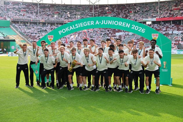 23 05 26 DFB Cup Final 2026 FC Bayern Munich VfB Stuttgart Germany, Berlin, 23 05 2026, Football, Season 2025 2026, U19 VfB Stuttgart at the Berlin Olympic Stadium Award Ceremony