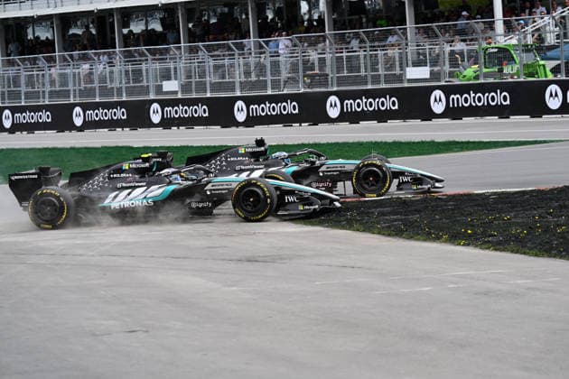 Sport Bilder des Tages May 23, 2026, Montreal, Canada: GEORGE RUSSELL (GBR) of Mercedes-AMG 63 forces off KIMI ANTONELLI (ITA) of Mercedes-AMG 12 during the Sprint race on qualifying day of the 2026 Formula 1 Canadian Grand Prix. F1 2026: Canada Grand Prix: Qualifying Day  - ZUMAb177 20260523_aap_b177_027 Copyright: xTaidghxBarronx