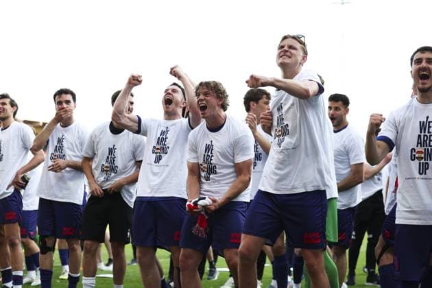 VOLENDAM - Willem II players celebrate promotion to the Eredivisie following the promotion relegation play-off final match between FC Volendam and Willem II at the Kras Stadium on May 23, 2026, in Volendam, the Netherlands. SONNY LENSEN ANP Play-offs Promotion Relegation - FINAL 2025-2026 xVIxANPxSportx xxANPxIVx 559150627 originalFilename: 559150627.jpg