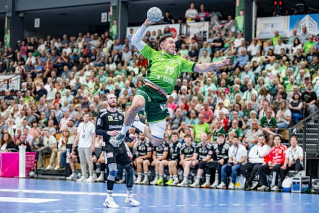 Handball Bundesliga HSG Wetzlar HC Erlangen, 23 05 26 Ahmed Nafea HSG Wetzlar, 79 , Christopher Bissel HC Erlangen, 21 Handball Bundesliga HSG Wetzlar HC Erlangen Wetzlar, 23 05 26 Copyright: xBEAUTIFULxSPORTS Roeczeyx